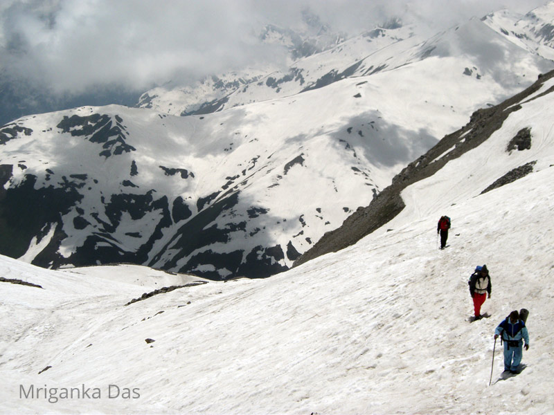 Approaching Bhaba Pass