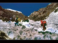 Towards Tentu Pass