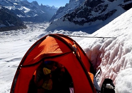 The first crossing of Chaukhamba Col