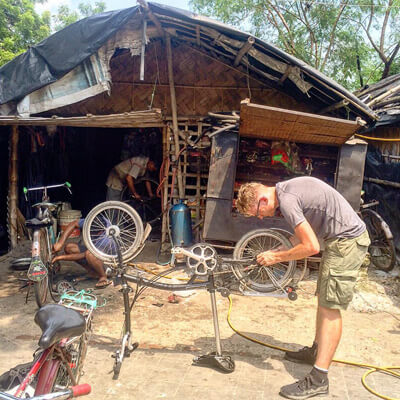 Charlie Palmer - Cycling Megacities